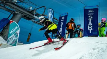 أكثر من 100 طالب وطالبة يشاركون في منافسات التزلج ضمن ألعاب دبي المدرسية